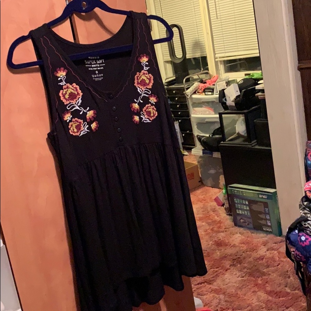 Torrid tunic tank top NWT